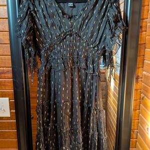 Black & Gold Flutter Sleeve Dress Sz Large